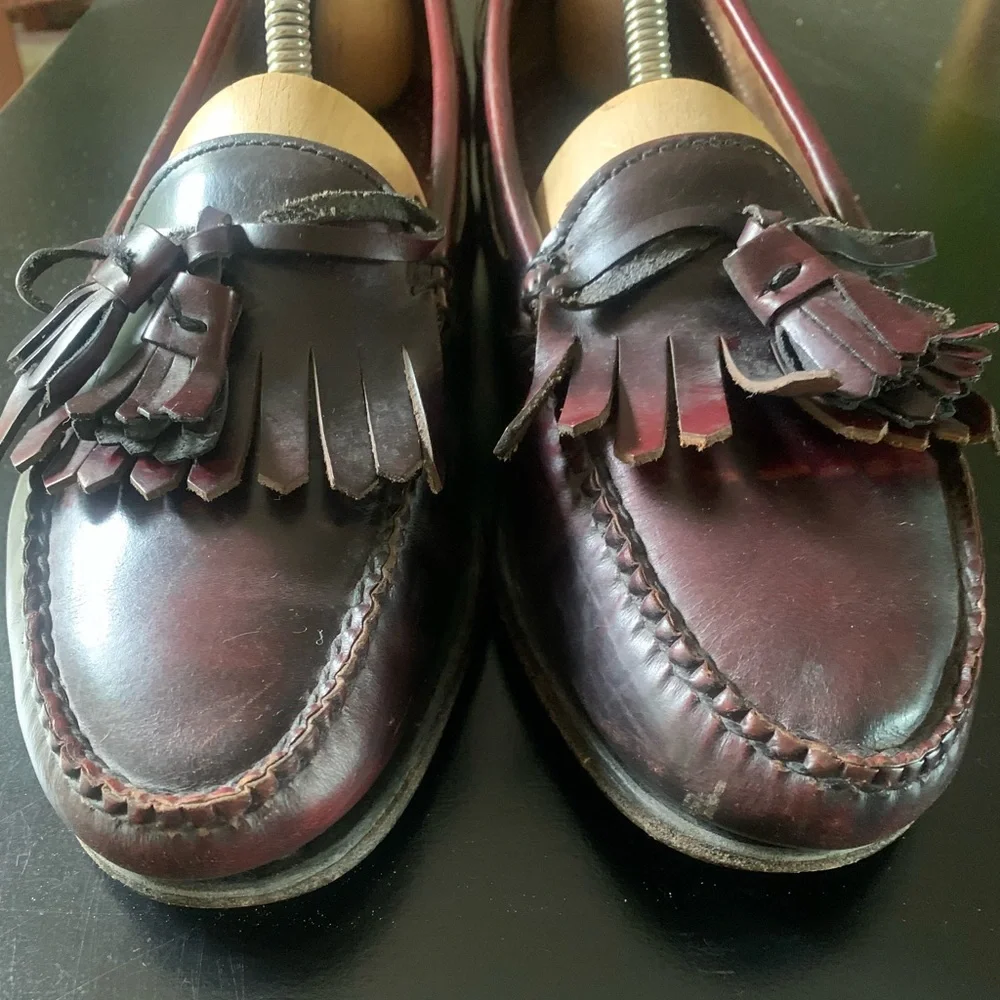 Cole Haan Loafers Size 9D Burgundy Pinch Tassel Preppy Dress Shoes Business